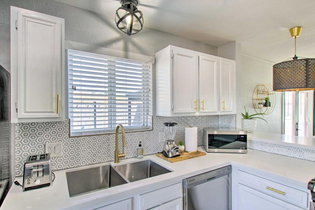 Holiday home Charming With Patio About 3 Miles To Dtwn! Phoenix